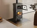 Stufa a legna in ghisa smaltata con forno ISETTA FORNO Stufa a legna in ghisa smaltata con forno ISETTA FORNO