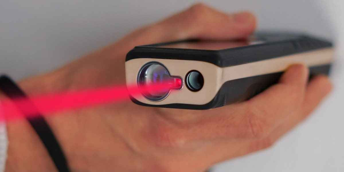 guida ferramenta come scegliere un telemetro laser tipi e usi