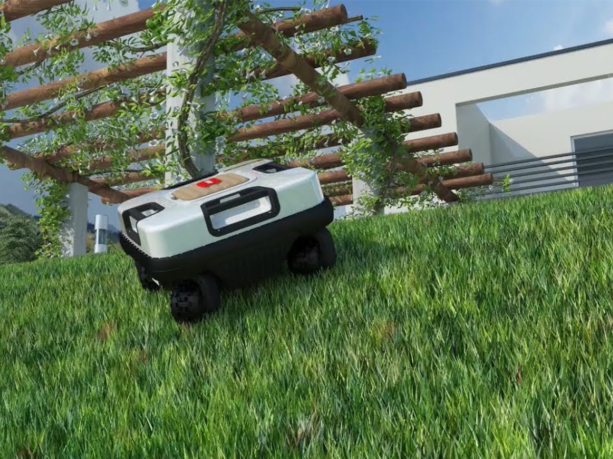 Robot rasaerba QUAD ELITE 4WD Ambrogio & C. sas Garden Shop